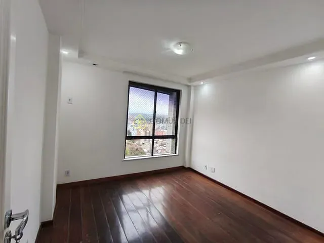 Apartamento 3 quartos e 4 banheiros, à venda, no bairro Centro em Barra Mansa