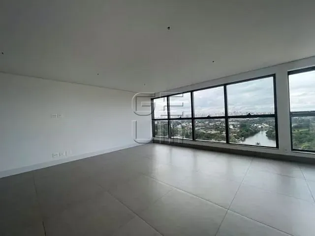 Apartamento com 441m² 4 quartos e 5 banheiros, à venda, no bairro Bela Suiça em Londrina