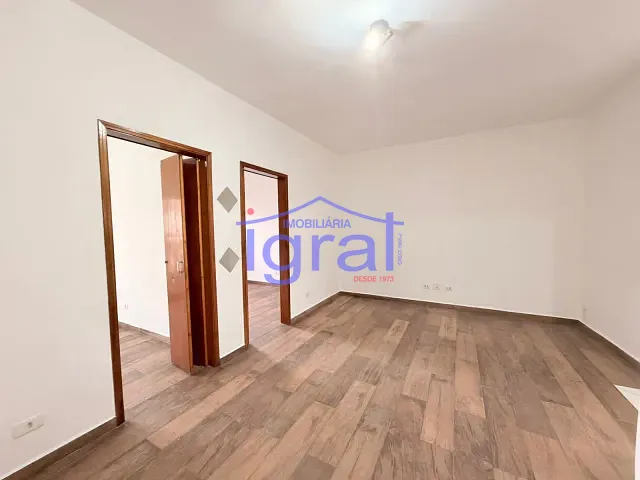 Apartamento 2 quartos e 1 banheiro, para alugar, no bairro Vila Santa Catarina em São Paulo