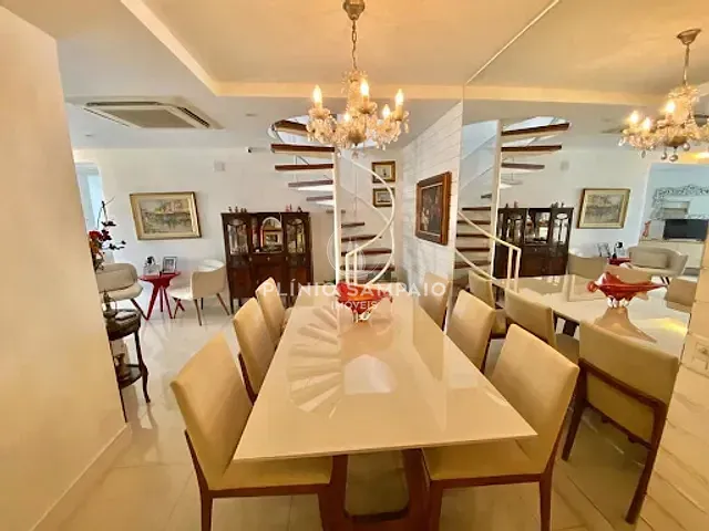 Apartamento com 234m² 4 quartos e 4 banheiros, à venda, no bairro Praia do Canto em Vitória