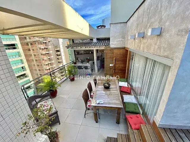 Apartamento com 234m² 4 quartos e 4 banheiros, à venda, no bairro Praia do Canto em Vitória