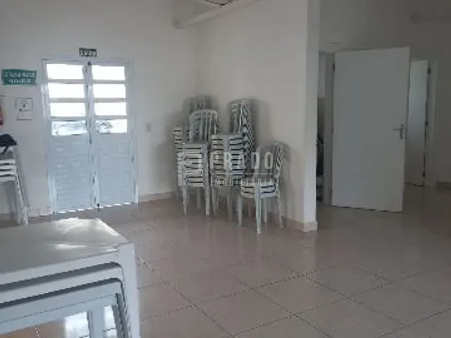 Apartamento com 45m² 2 quartos e 1 banheiro, à venda, no bairro Três Vendas em Pelotas