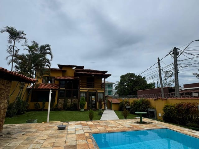 Apartamento 4 quartos e 3 banheiros, à venda, no bairro Novo Rio das Ostras em Rio das Ostras