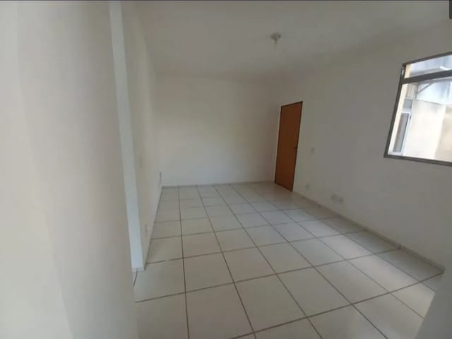 Apartamento 2 quartos e 1 banheiro, à venda, no bairro Liberdade em Santa Luzia