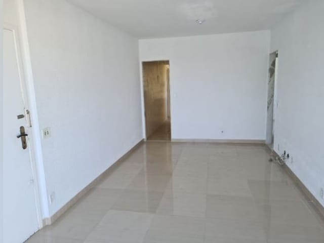 Apartamento com 130m² 2 quartos e 1 banheiro, à venda, no bairro Praça Seca em Rio de Janeiro