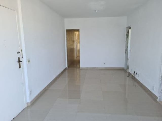 Apartamento com 130m² 2 quartos e 1 banheiro, à venda, no bairro Praça Seca em Rio de Janeiro