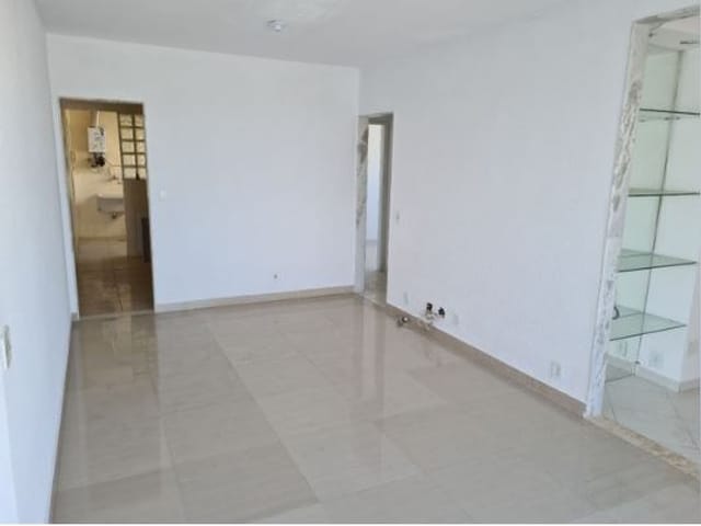 Apartamento com 130m² 2 quartos e 1 banheiro, à venda, no bairro Praça Seca em Rio de Janeiro