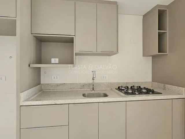 Apartamento com 63m² 2 quartos e 2 banheiros, à venda, no bairro Cristo Rei em Curitiba