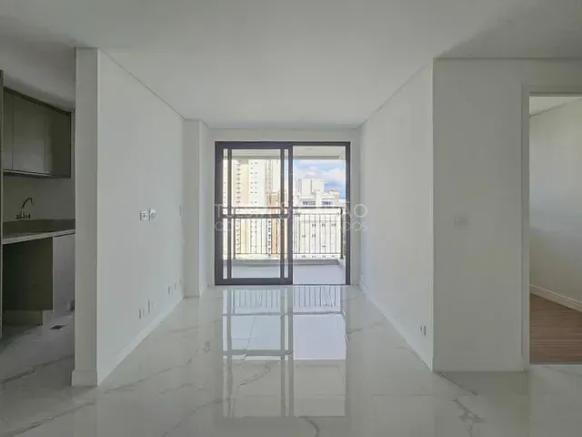 Apartamento com 63m² 2 quartos e 2 banheiros, à venda, no bairro Cristo Rei em Curitiba