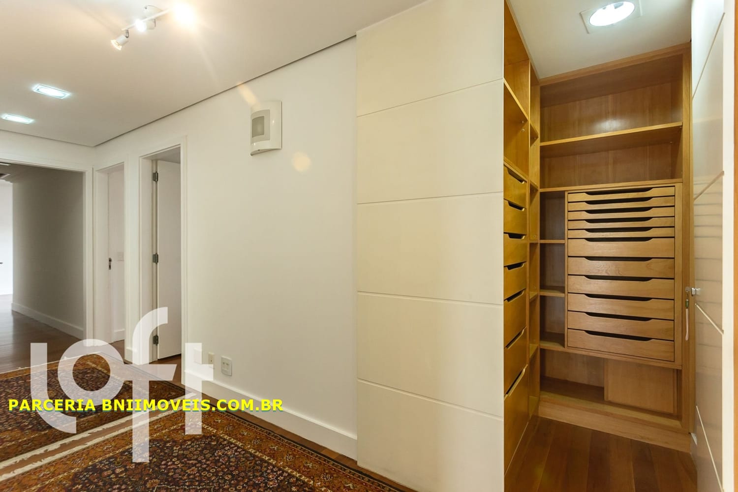 Apartamento, 3 quartos, 275 m² - Foto 11