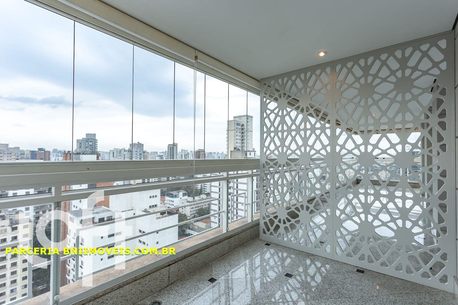 Apartamento, 3 quartos, 275 m² - Foto 2