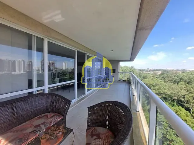 Apartamento com 187m², à venda, no bairro Umuarama em Osasco