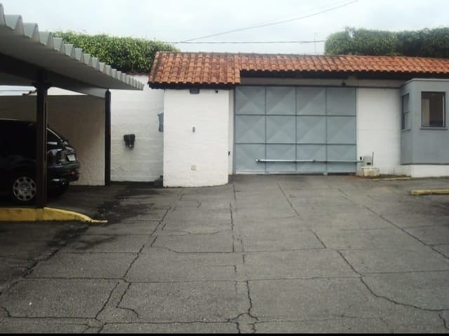 Apartamento 2 quartos e 1 banheiro, à venda, no bairro Vila Lavínia em Mogi das Cruzes