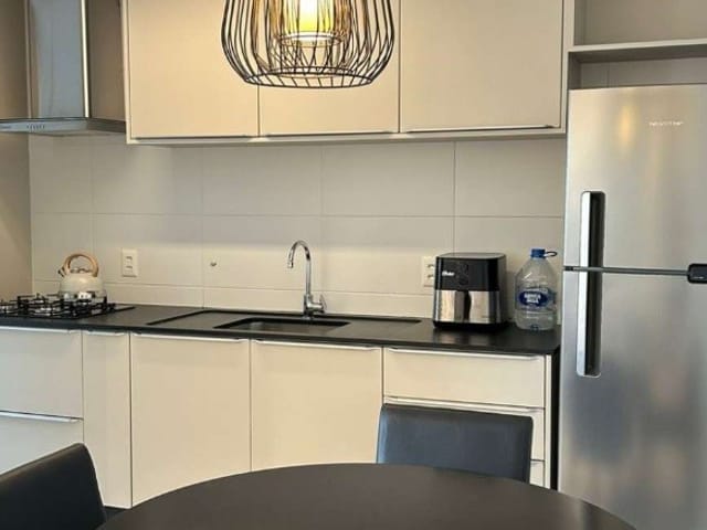 Foto do Apartamento - Apartamento de 2 quartos, sendo um suíte, MOBILIADO, no Maria Helena + Home Design à venda, FINANCIÁVEL - Itacorubi - Florianópolis/sc | Costão Sul Imóveis
