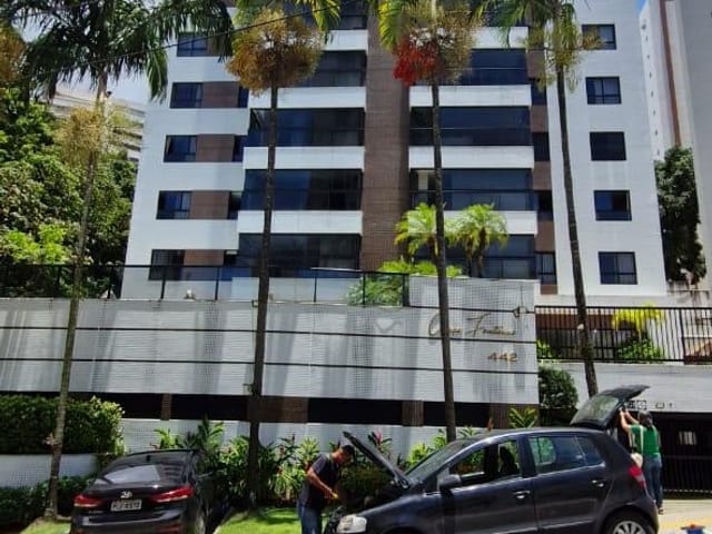 Apartamento 2 quartos e 3 banheiros, à venda, no bairro Graça em Salvador