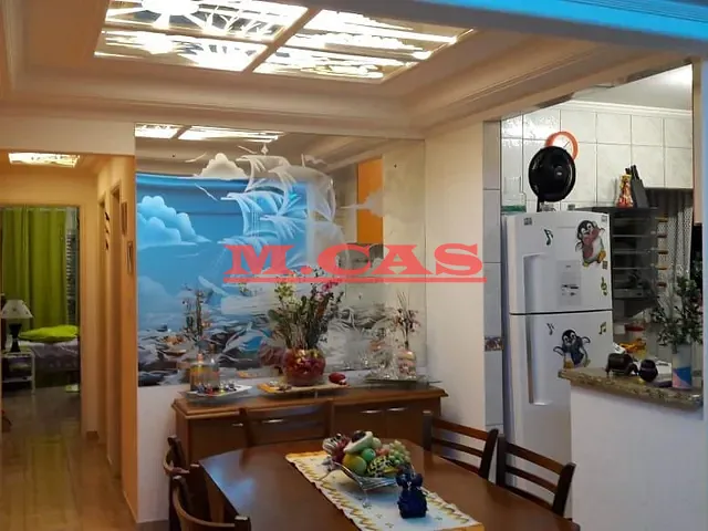 Apartamento 2 quartos e 1 banheiro, à venda, no bairro Vilamar em Praia Grande