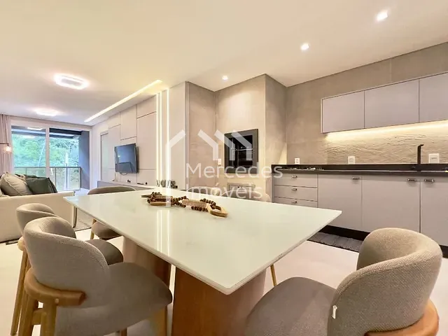 Apartamento com 125m² 3 quartos e 2 banheiros, à venda, no bairro Praia Brava em Balneário Camboriú