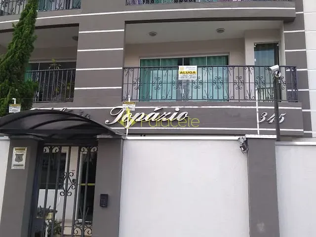 Apartamento com 106m² 3 quartos e 2 banheiros, para alugar, no bairro Centro em Pindamonhangaba