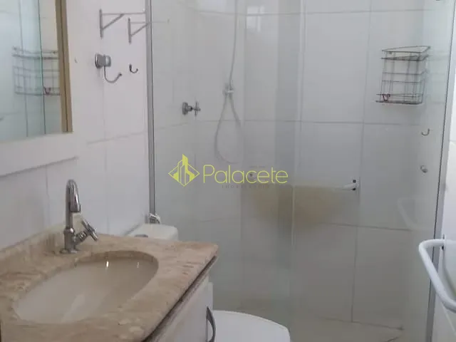 Apartamento com 106m² 3 quartos e 2 banheiros, para alugar, no bairro Centro em Pindamonhangaba