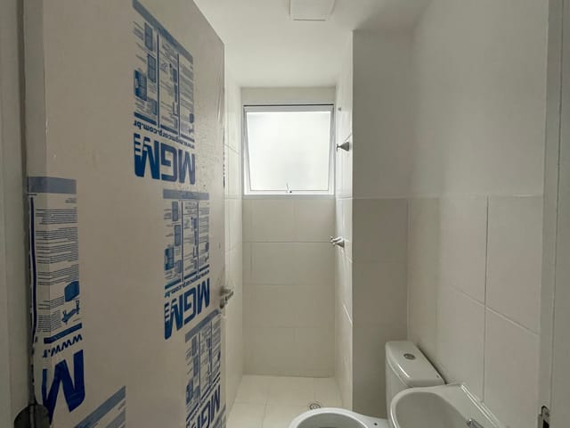 Apartamento 2 quartos e 1 banheiro, à venda, no bairro Guaratiba em Rio de Janeiro