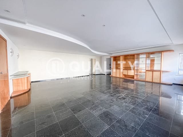 Apartamento com 248m², à venda, no bairro Papicu em Fortaleza