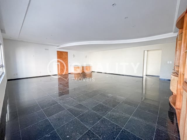 Apartamento com 248m², à venda, no bairro Papicu em Fortaleza