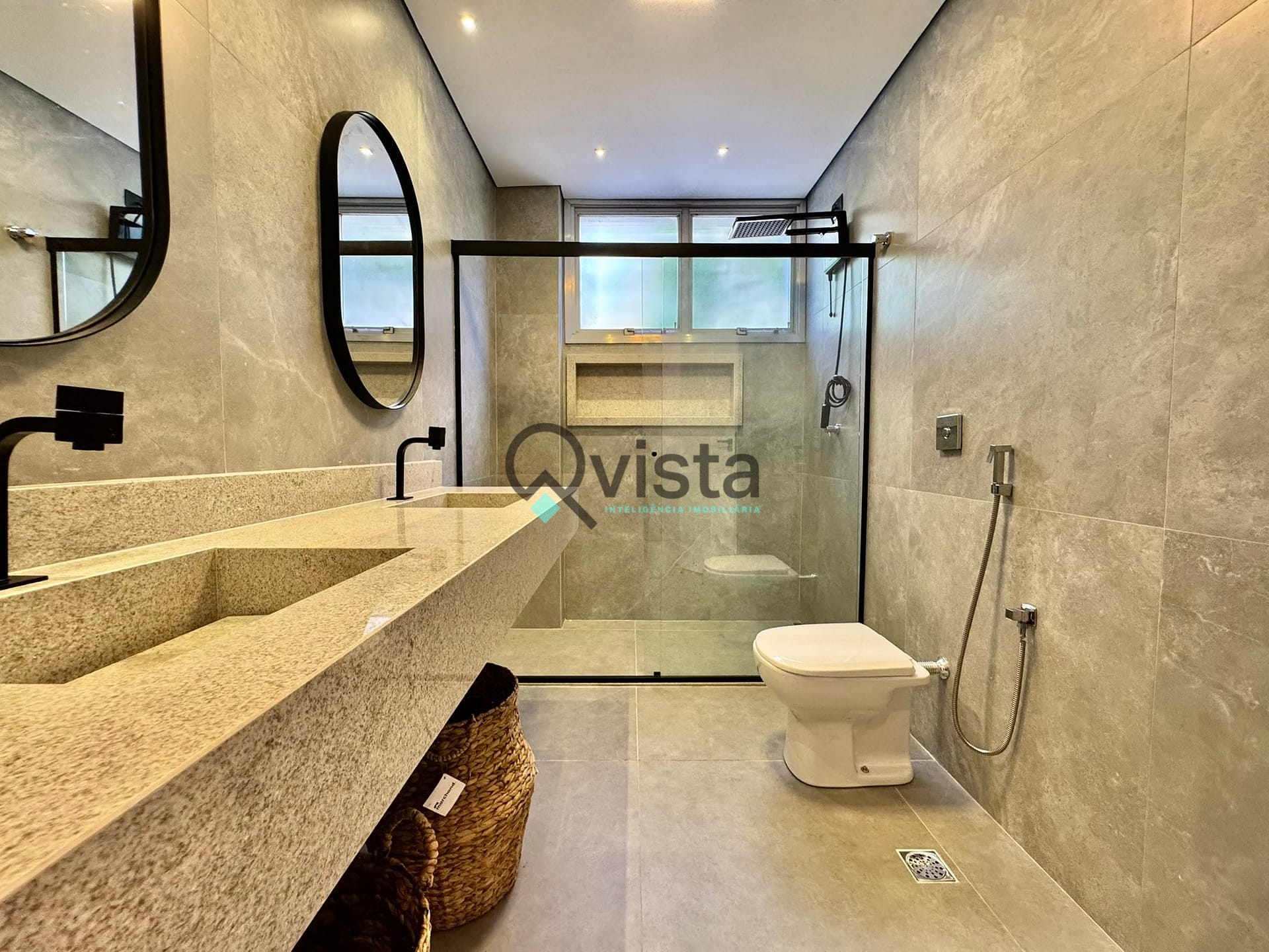 Apartamento à venda com 3 quartos, 150m² - Foto 32