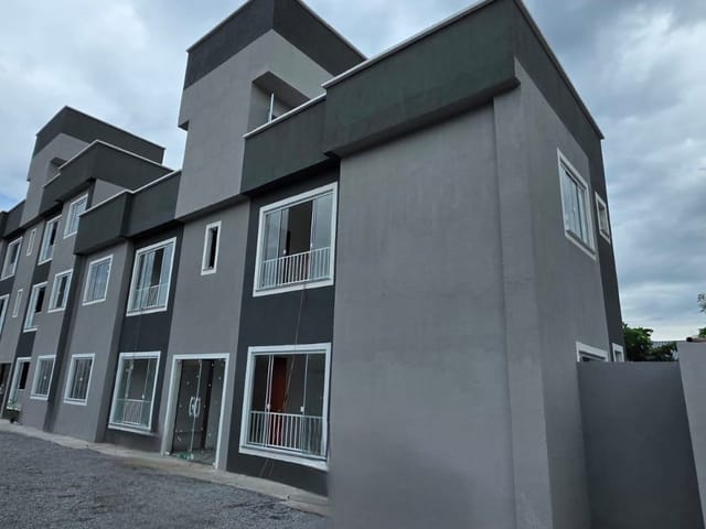 Apartamento 2 quartos e 1 banheiro, à venda, no bairro Enseada das Gaivotas em Rio das Ostras