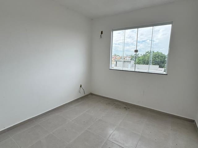 Apartamento 2 quartos e 1 banheiro, à venda, no bairro Enseada das Gaivotas em Rio das Ostras