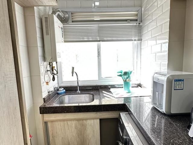 Foto do Apartamento - Apartamento à Venda, repleto de armários, com 1 suíte, ótima localização, bairro Jardim Bandeirantes, Louveira, SP | Ravazi Imóveis