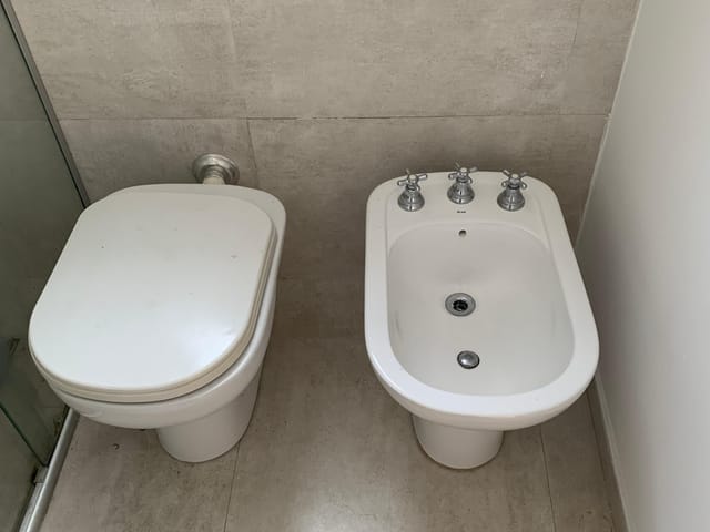 Apartamento 2 quartos e 2 banheiros, à venda, no bairro Centro em Juiz de Fora
