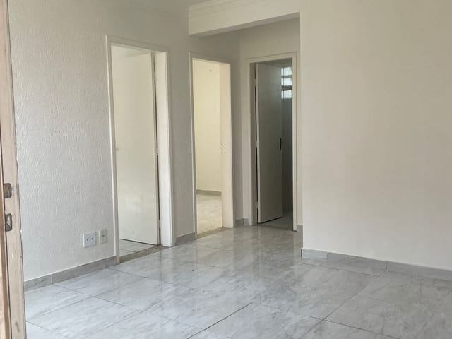 Apartamento 2 quartos e 1 banheiro, à venda, no bairro Vista do Sol em Belo Horizonte