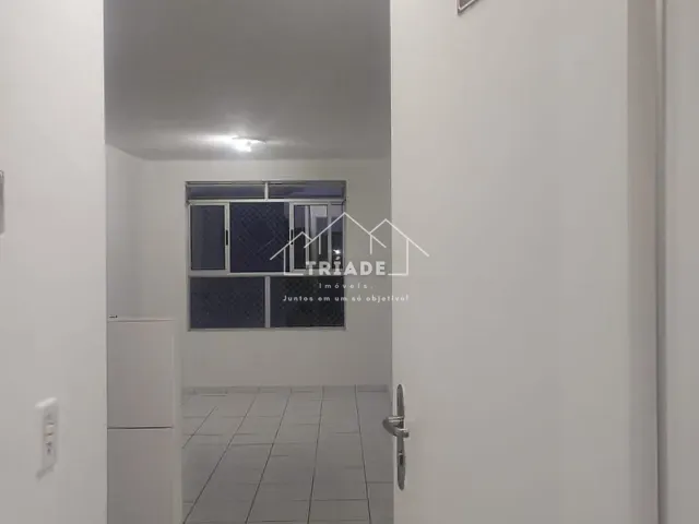 Apartamento com 75m² 3 quartos e 1 banheiro, à venda, no bairro Iguaçu em Araucária