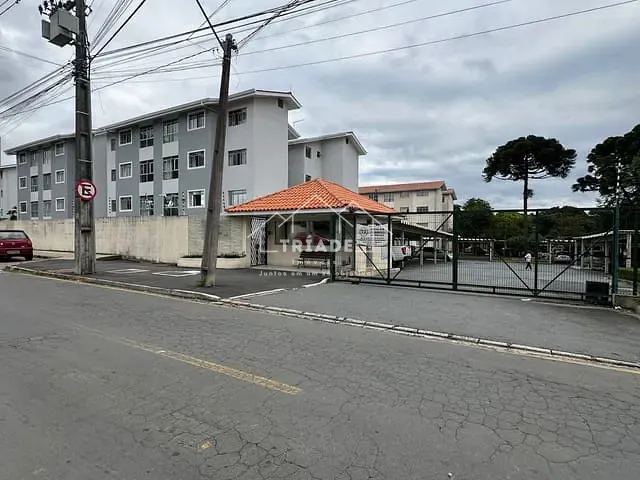 Apartamento com 75m² 3 quartos e 1 banheiro, à venda, no bairro Iguaçu em Araucária