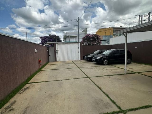 Apartamento 2 quartos e 1 banheiro, para alugar, no bairro Extremaville em Extrema