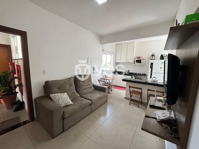 Apartamento 2 quartos e 1 banheiro, à venda, no bairro Centro em Araxá