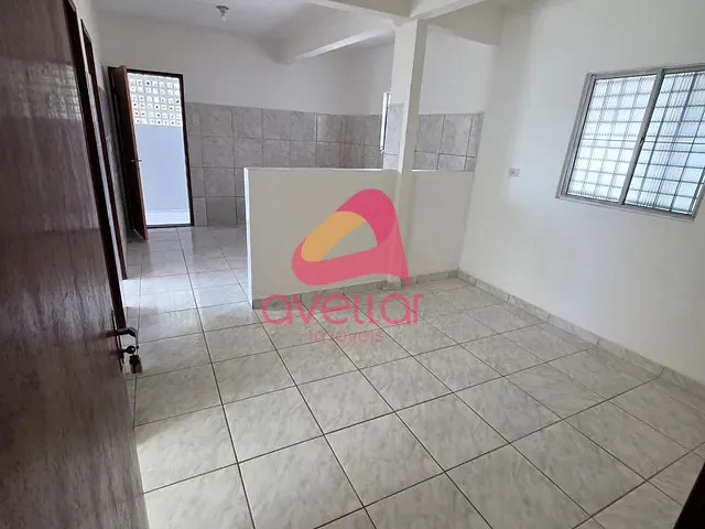 Apartamento 2 quartos e 1 banheiro, para alugar, no bairro Alto do Mandu em Recife