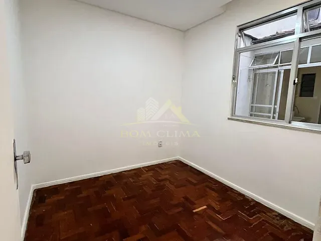 Apartamento 3 quartos e 1 banheiro, à venda, no bairro Vale do Ipê em Juiz de Fora
