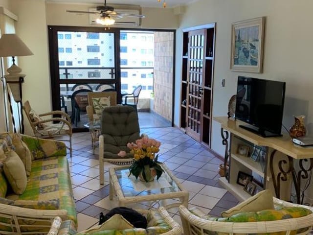 Foto do Apartamento - Apartamento com 3 dormitórios à venda, 135 m² por R$ 750.000,00 - Barra Funda - Guarujá/SP | Gonçalves Imóveis Capivari