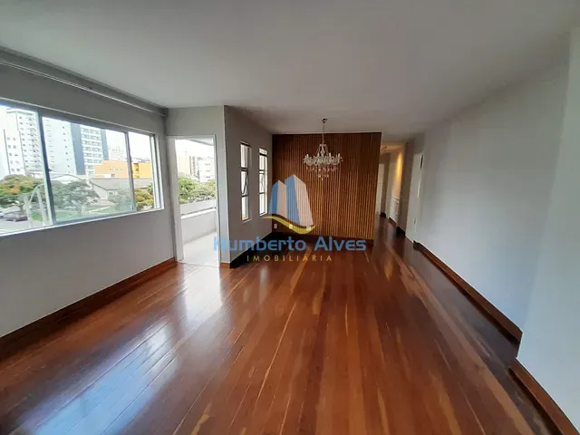Apartamento com 131m² 3 quartos e 3 banheiros, à venda, no bairro Candeias em Vitória da Conquista