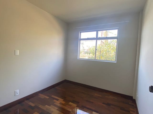 Foto do Apartamento - Apartamento para locação, Centro, Lavras, MG | Burgarelli Imóveis