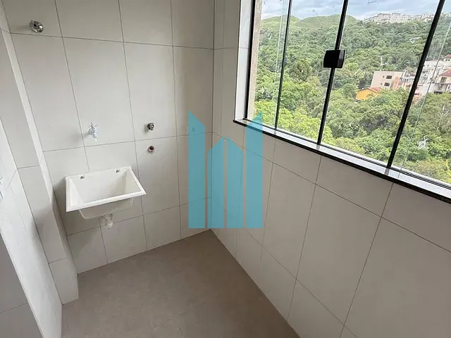 Apartamento 2 quartos e 2 banheiros, à venda, no bairro Jardim Vitória em Poços de Caldas