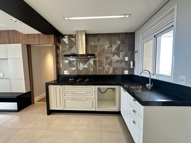 Apartamento com 211m² 3 quartos e 3 banheiros, para alugar, no bairro Gleba Palhano em Londrina