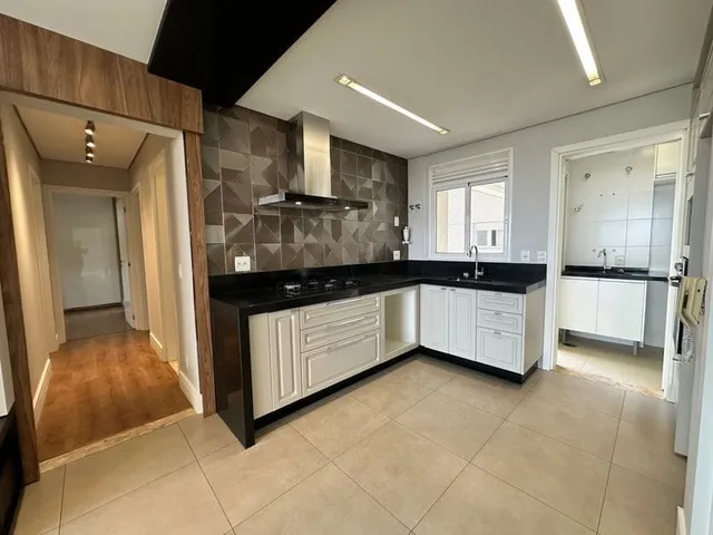Apartamento com 211m² 3 quartos e 3 banheiros, para alugar, no bairro Gleba Palhano em Londrina