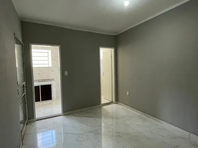 Apartamento 2 quartos e 12 banheiros, para alugar, no bairro Campo Grande em Rio de Janeiro