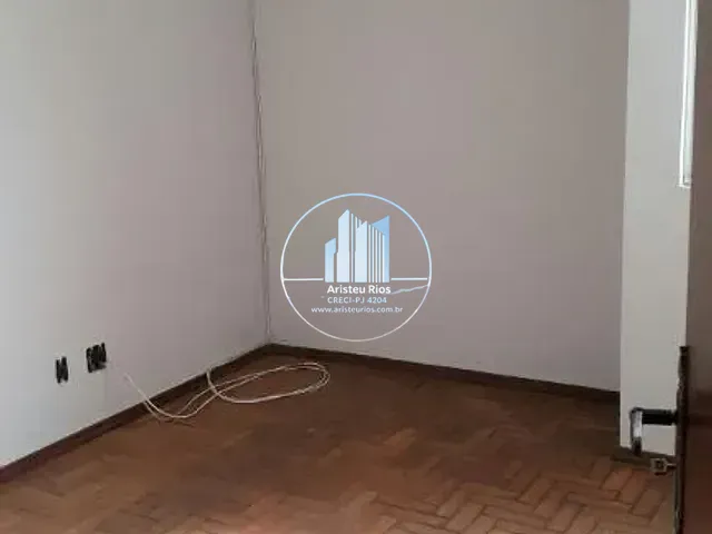 Apartamento 3 quartos e 2 banheiros, à venda, no bairro Centro em Pouso Alegre