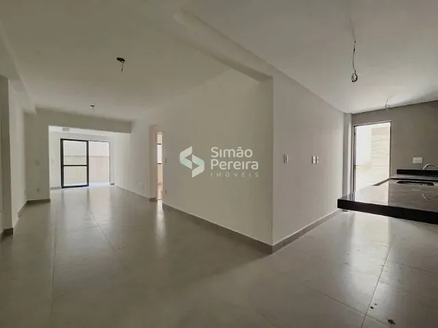 Apartamento com 174m² 2 quartos e 2 banheiros, à venda, no bairro Centro em Juiz de Fora