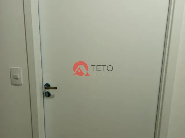 Apartamento 2 quartos e 1 banheiro, para alugar, no bairro Parque Tarumã em Maringá