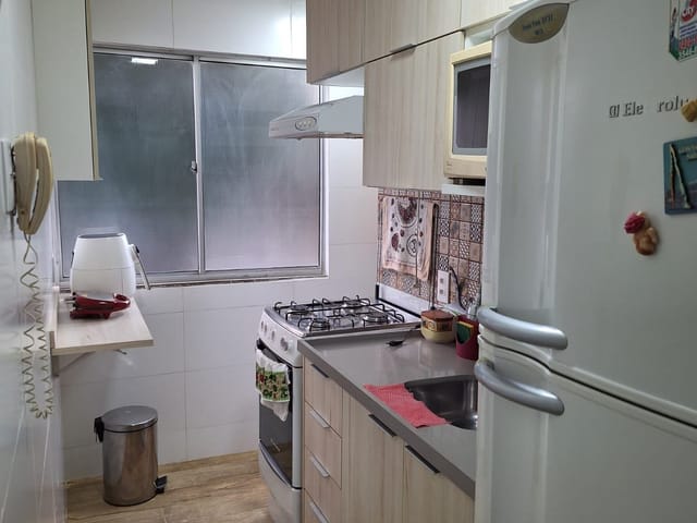 Apartamento com 50m² 2 quartos e 1 banheiro, para alugar, no bairro Pechincha em Rio de Janeiro