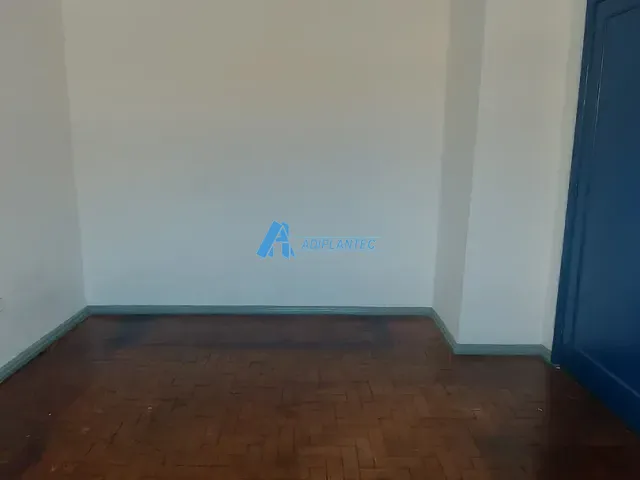 Apartamento com 76m² 2 quartos e 1 banheiro, para alugar, no bairro São Cristóvão em Rio de Janeiro